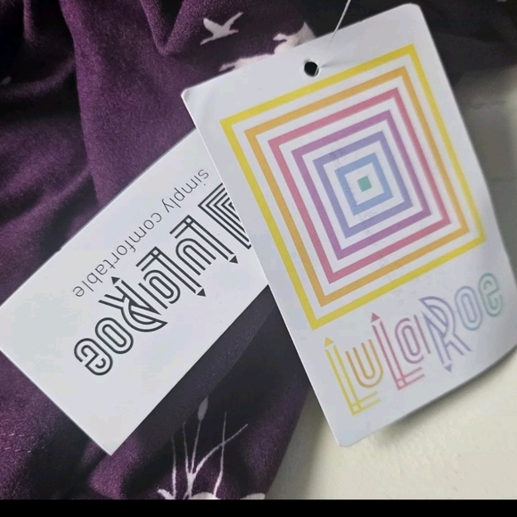 Lularoe Clara Eggplant Purple Womens Top with Dogs, Ducks, & Cattails NWT Size L - Picture 6 of 7